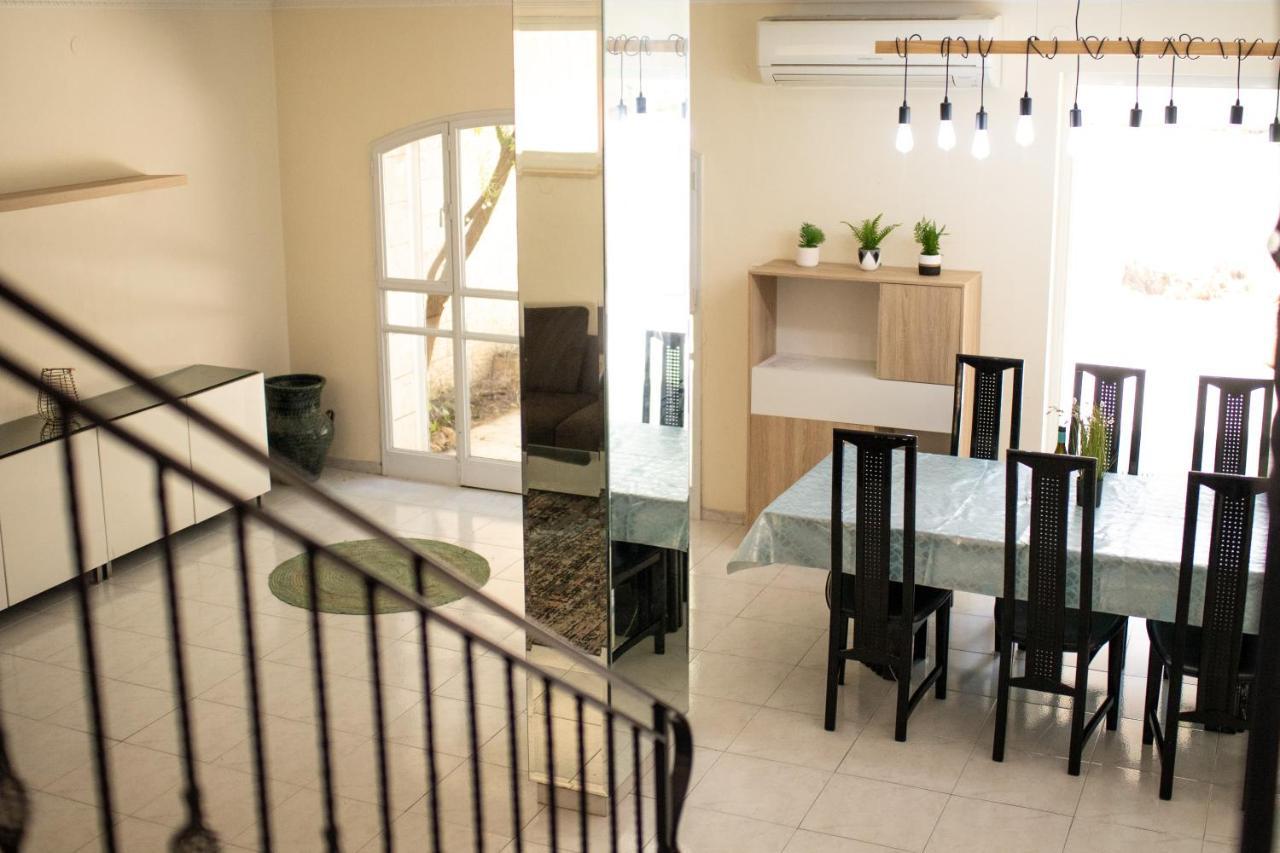 Spacious By The Orient Hotel - 4 Bdr Apartment 예루살렘 외부 사진