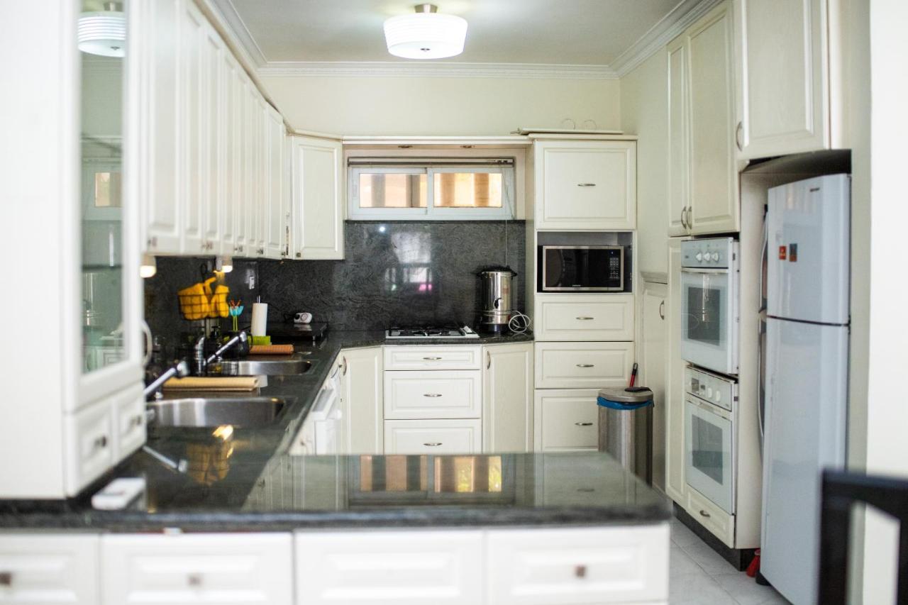 Spacious By The Orient Hotel - 4 Bdr Apartment 예루살렘 외부 사진